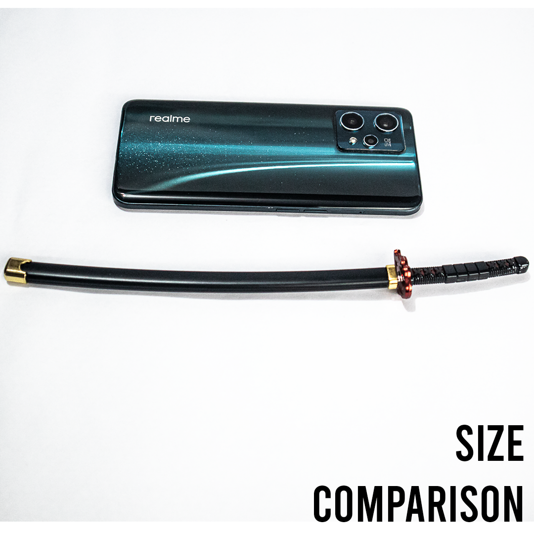 size comparison of similar mini katana